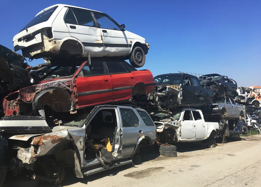 What To Expect During Junk Car Removal Pickup in Las Vegas, NV