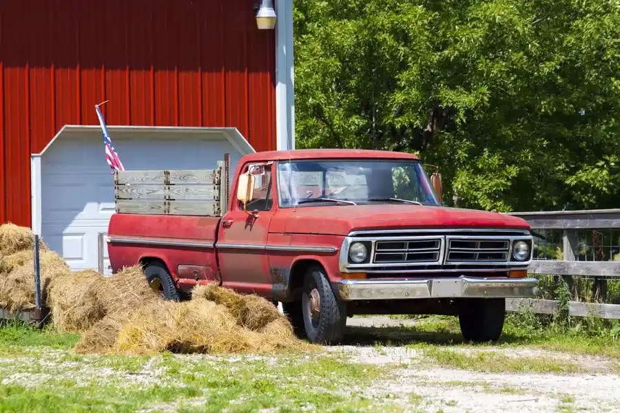 When Should You Consider Junk Car Pickup in Las Vegas, NV
